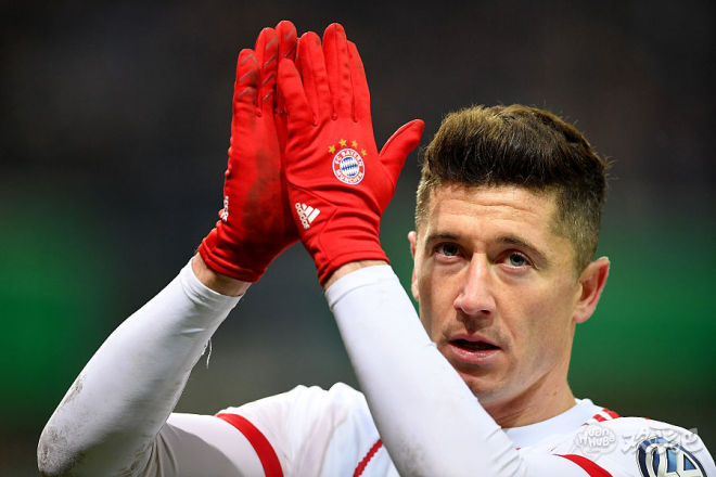 爱游戏中国包含萨克拉门托国王训练开放日，窗口期状态回暖引欢呼，欧冠在即，年轻球员得到机会的词条